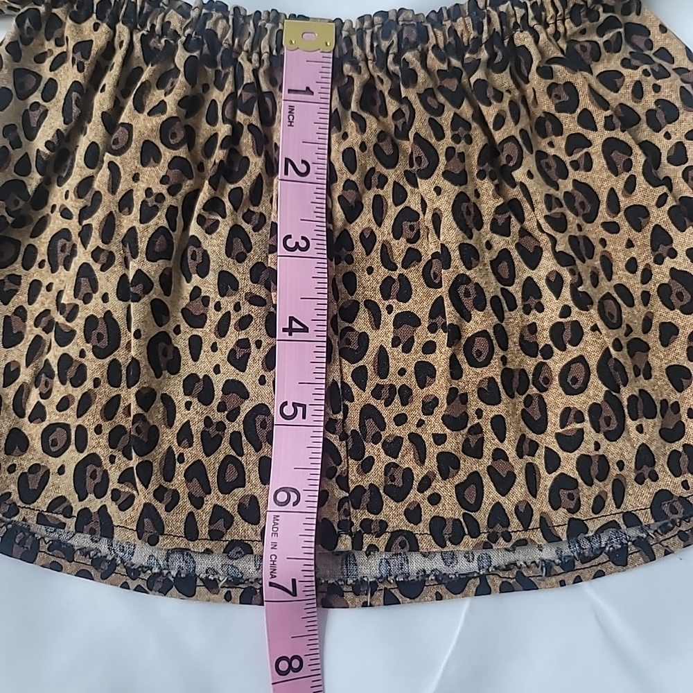 Chic Leopard Print Ruffle Sleeve Top - Picture 2 of 6